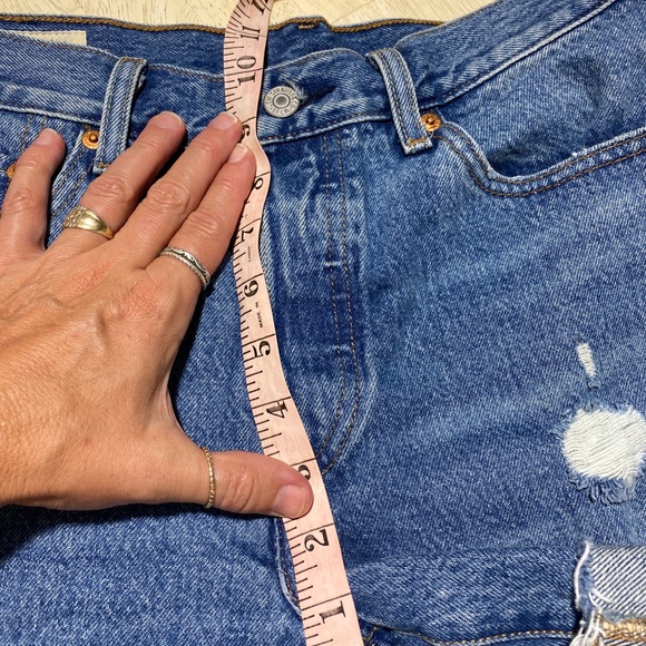Levi’s 501 shorts size 27🌻🌻🌻 - Picture 6 of 6